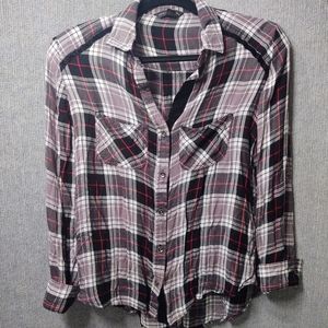 🛍️*4/25 Sz S Black plaid Buttondown shirt